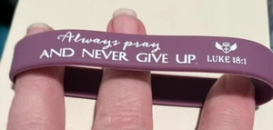Luke 18:1 - Christian Wristband Bible Verse Bracelet Jesus Purple NEW - Picture 1 of 3