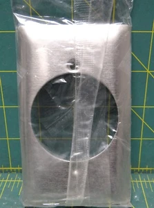 Pass and Seymour Legrand SS724 S.S. Power Outlet Receptacle Opening One Gang - Picture 1 of 2