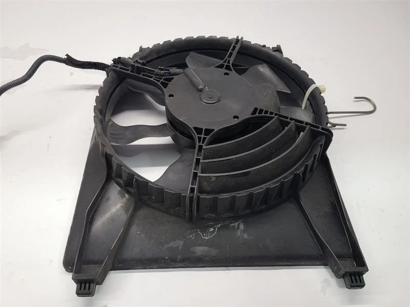 06-10 KIA SEDONA Pasajero Derecho Ventilador Motor Ventilador Conjunto OEM Foto 1 de 4