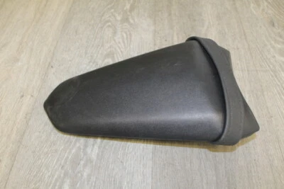 17 YAMAHA YZF600 R6 R-6 TRASERO PASAJERO TÁNDEM ASIENTO ALMOHADILLA SILLÍN PILLÓN Foto 1 de 4