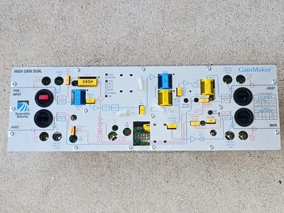 Scientific-Atlanta, GainMaker Amplificador de Sistema de Doble Cable Alta Ganancia Foto 1 de 4