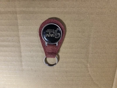 Nuevo de Lote Antiguo Llavero Marrón Gamuza Pontiac Grand Prix Foto 1 de 2