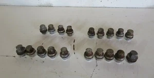 LAND ROVER-RANGE ROVER TDV6 2005 SPORT 19X TUERCAS RUEDA DELANTERA TRASERA PERNOS - Imagen 1 de 1