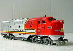 Model Power FP3 Diesel B-B Drive ~ SANTA FE ~ Superior Tractive Effort - HO -B - Picture 1 of 9