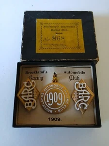 Brooklands badge set 1909.Brooklands member and 2 guest badges 1909 - Picture 1 of 10