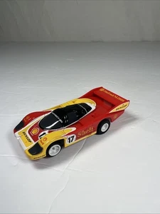 (NICE) Vintage 🔥 AFX Tomy Porsche 962 SHELL Yellow & Red #17 HO Slot Car - Picture 1 of 8