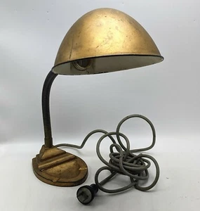 Vintage industrial Cast Iron Gooseneck Desk Lamp w/ Ashtray Pen Holder - Works - Picture 1 of 8