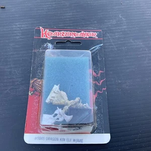 heartbreaker miniatures #5045 Dragon Kin Elf mit Axt - Bild 1 von 1