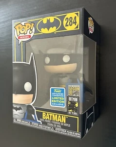 Funko Pop! Heroes: Batman #284, 2019 conv estivo *a volta* - Foto 1 di 6