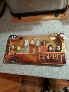 The Hobbit An Unexpected Journey Walmart Exclusive Pez Set Of 8 - Picture 1 of 5