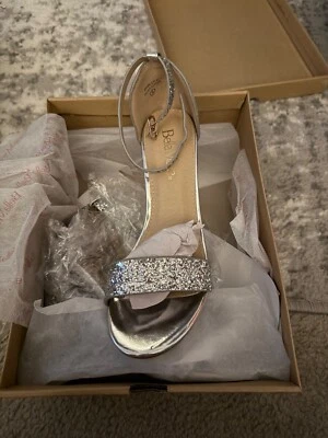 OLIVIA K Mujer Hebilla Correa Simple Clásico Bomba Talla 6 Foto 1 de 3