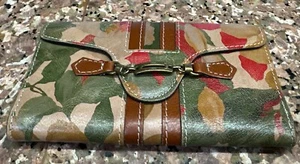 Patricia Nash Leather Multicolor Natural Florals Print Envelope Wallet EUC - Picture 1 of 19