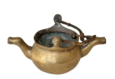 Vaso de agua flamenco Lavabo con dos caños gótico siglo XVI Foto 1 de 4