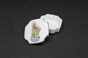Cajita Joyero de porcelana Anillero firmada en base  V. - Picture 1 of 1