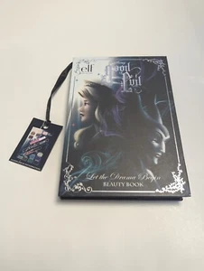 e.l.f. Disney Good vs Evil Let the Drama Begin Beauty Book - Picture 1 of 12