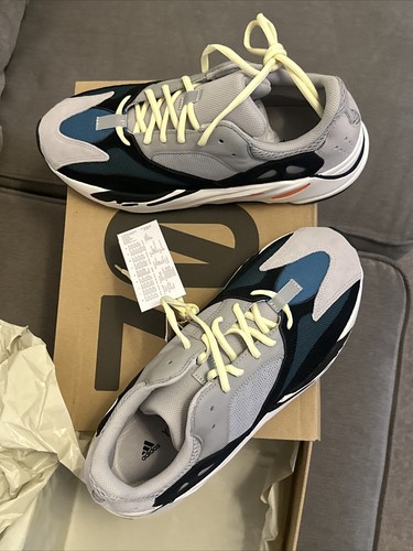 NUOVISSIMO YEEZY BOOST 700 WAVE RUNNER B75571 TAGLIA UK 11 5