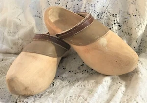 Holländische Holzclogs mit Kunstlederakzenten Damen Größe 5 (EU35) handgeschnitzt - Bild 1 von 12