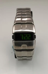 Reloj Nike D Line Stan Plateado Negro Acero Inoxidable Digital WC0003-001 Raro 7Bar - Imagen 1 de 3