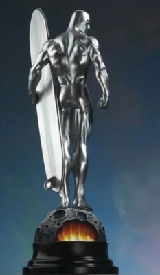 Estatua de surfista plateada pintada por Bowen Designs solo 1.000 hecha ENVÍO GRATUITO Marvel Foto 1 de 2