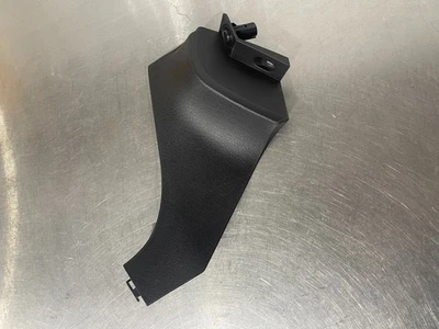 Pontiac GTO 2004 pasajero tablero lateral maletero botón Foto 1 de 4