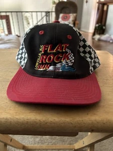 Flat Rock Inn, Lowville NY bestickte Baseballmütze - Bild 1 von 3
