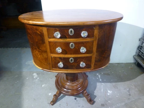 ANTIQUE MARTHA WASHINGTON SEWING STAND FLAME MAHOGANY c1850 Cover