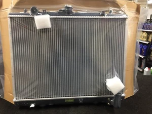BRAND NEW RADIATOR FOR MITSUBISHI L200 K74 2.5TD 4D56 1996-2006 MANUAL GEARBOX - Picture 1 of 3