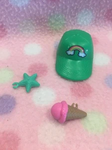 Lotto accessori Barbie bambola cappello stella marina e cono gelato #3 Mattel - Foto 1 di 2