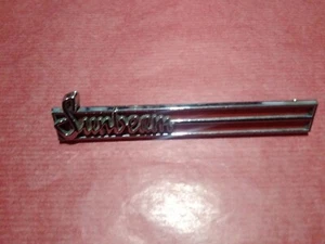 SUNBEAM SCRITTA IN METALLO BADGE - Foto 1 di 2