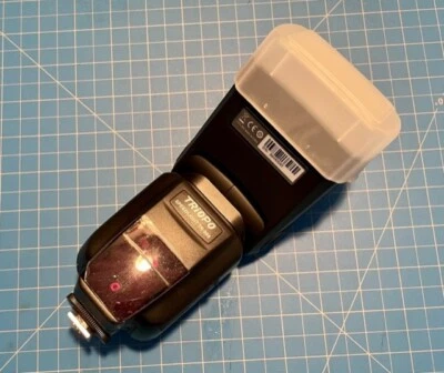 Flash TRIOPO TR-988 E-TTL & I-TTL AF Speedlite TTL para Canon ou Nikon, EUA - Imagem 1 de 4