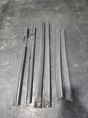 Cuadro superior convertible sellos de goma 80-93 VW Cabriolet Rabbit convertible MK1 Foto 1 de 4