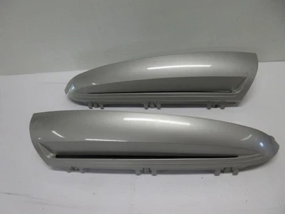 02-06 Escalade Left Right Pair Set D Pillar Trim Quarter Molding Silver - Image 1 of 4