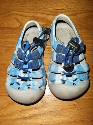 Keen 橡胶切换凉鞋 儿童 8C 码 蓝色和白色 完好 — 第 1/3 张图片