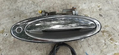 Maçaneta externa 90-96 Infiniti Q45 passageiro frente direita cromada com trava - Imagem 1 de 4