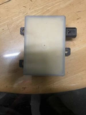 Jaguar F 2014 tipo lado derecho sensor de punto ciego Foto 1 de 4