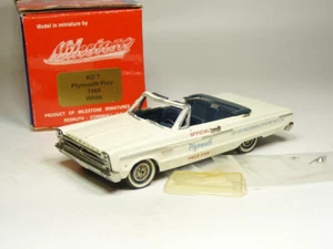 Milestone KD7 1/43 '65 Plymouth Fury Pace Car BESCHÄDIGT Handarbeit Weißmetallmodell - Bild 1 von 6