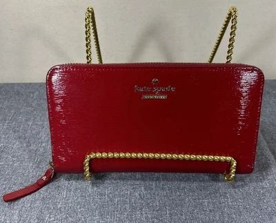 Cartera Kate Spade New York Brillante Rojo Dorado Grande Brillante Charol Cremallera Alrededor Foto 1 de 4