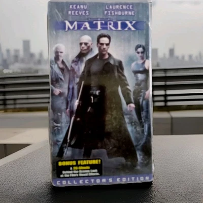 The Matrix (VHS, 1999) Collector’s Edition - Keanu Reeves - Image 1 of 3