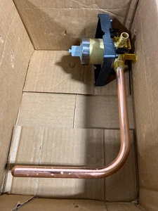Delta R10000-PFT-MF 0,5 PEX Kaltausdehnungswanne und Dusche Grobeinventile grob - Bild 1 von 1