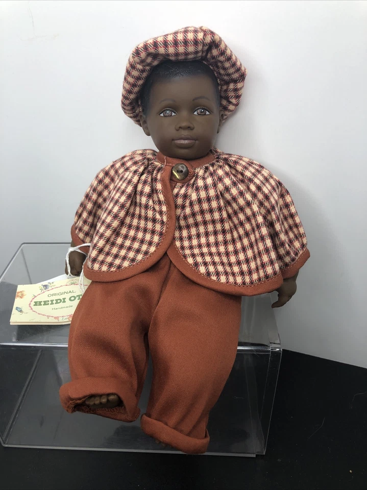 "Muñeca Heidi Ott de 9"" diseños suizos lindo niño cuerpo de vinilo y tela AA #SA Foto 1 de 4
