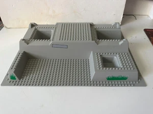 LEGO Gris Base Elevada 32x48x6 (51542) Placa Base - Imagen 1 de 7