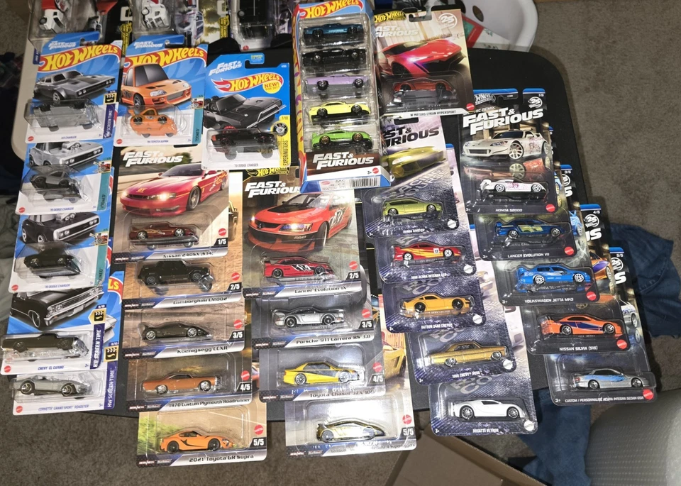Fast And The Furious Hot Wheels 2025 y 2026 juegos y lote mixto (33 piezas) Foto 1 de 4