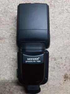 Neewer Speedlite 750II Flash for Nikon Digital Cameras - Picture 1 of 3