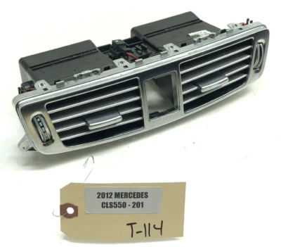 2012-2018 MERCEDES-BENZ CLS550 FRONT CENTER DASH AIR VENT TRIM OEM. - Image 1 of 4