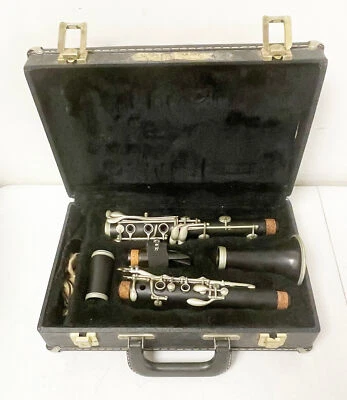 复古 Carl Fischer Pre R13 Crampon 自助餐 Granadilla 木制单簧管带盒 — 第 1/4 张图片