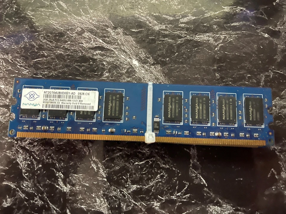 6GB Nanya (3x2GB) Memory RAM NT2GT64U8HD0BY-AD 0924 SG PC2-6400U 800Mhz - Image 1 of 1