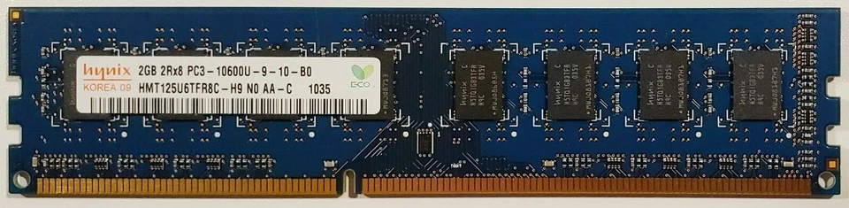 Hynix 2 GB UBDIMM PC3-10600 DDR3 SDRAM Memory (HMT125U6TFR8C-H9) - Image 1 of 2