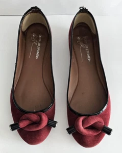 Donald J Pliner Gracie Knot Ballerina Flats Burgundy Wine Suede Sz 8.5N Casual - Picture 1 of 15