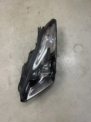 Farol esquerdo Nissan GT-R GTR OEM HID 2009 2010 2011 2012 2013 2014 - Imagem 1 de 4