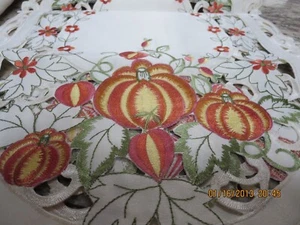 LACE EMBROIDERED PUMPKIN AND SUNFLOWER RUNNER----EMBROIDERED EDGE--#R11-11 - Picture 1 of 24